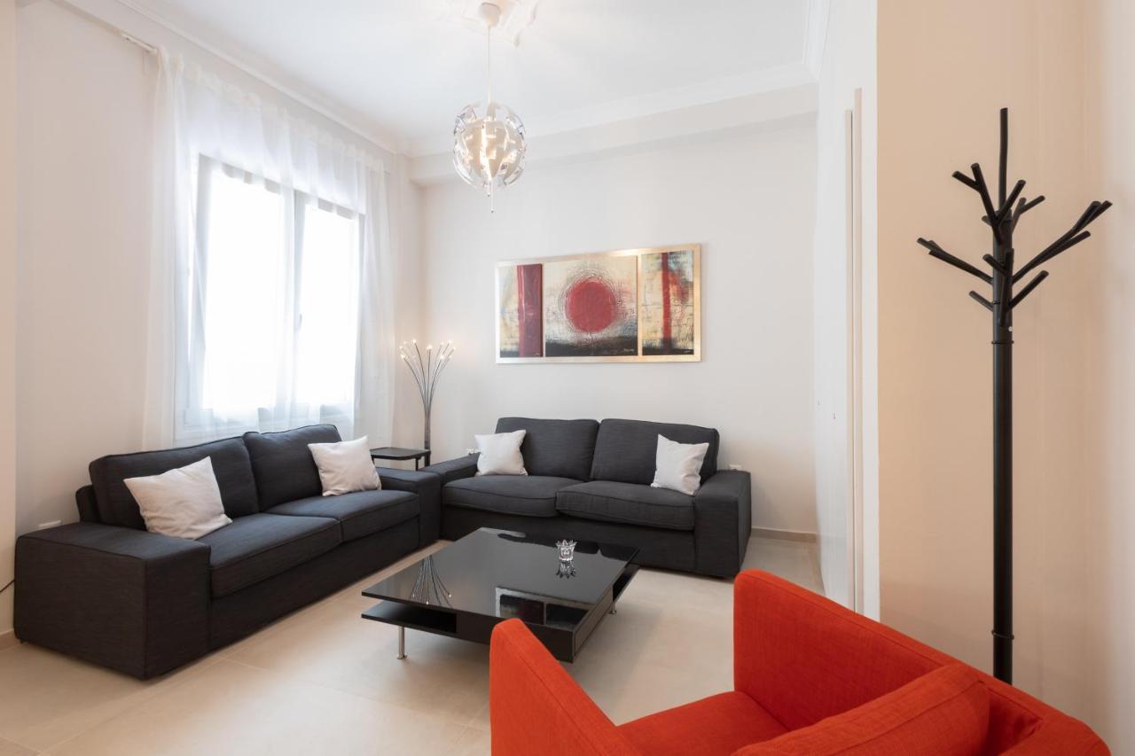 Modern 2-Bedroom Apt, 200M From The Acropolis Афины Экстерьер фото