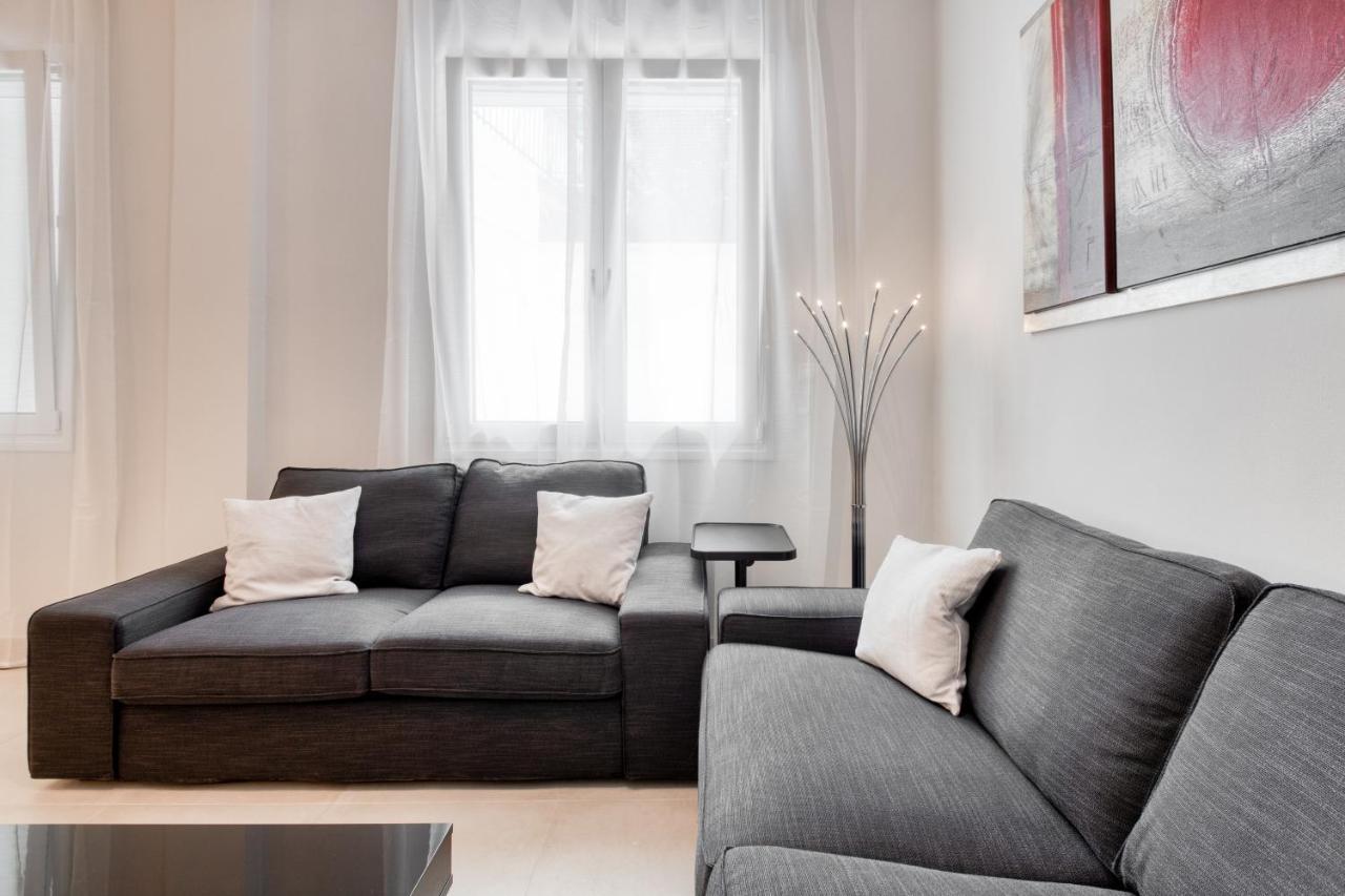 Modern 2-Bedroom Apt, 200M From The Acropolis Афины Экстерьер фото