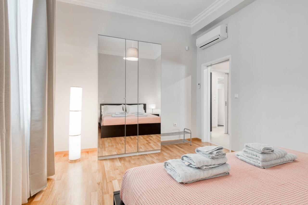Modern 2-Bedroom Apt, 200M From The Acropolis Афины Экстерьер фото