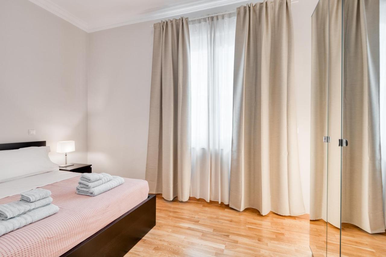 Modern 2-Bedroom Apt, 200M From The Acropolis Афины Экстерьер фото